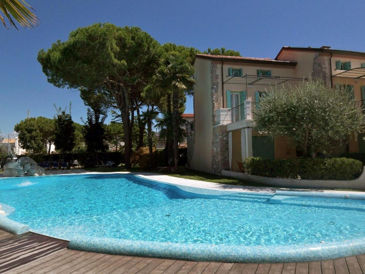 Liro Apartments Lido di Jesolo Kültér fotó