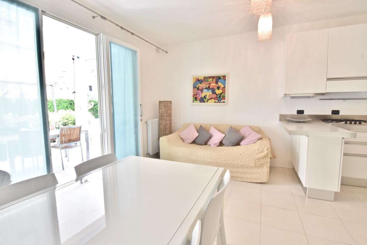 Liro Apartments Lido di Jesolo Kültér fotó